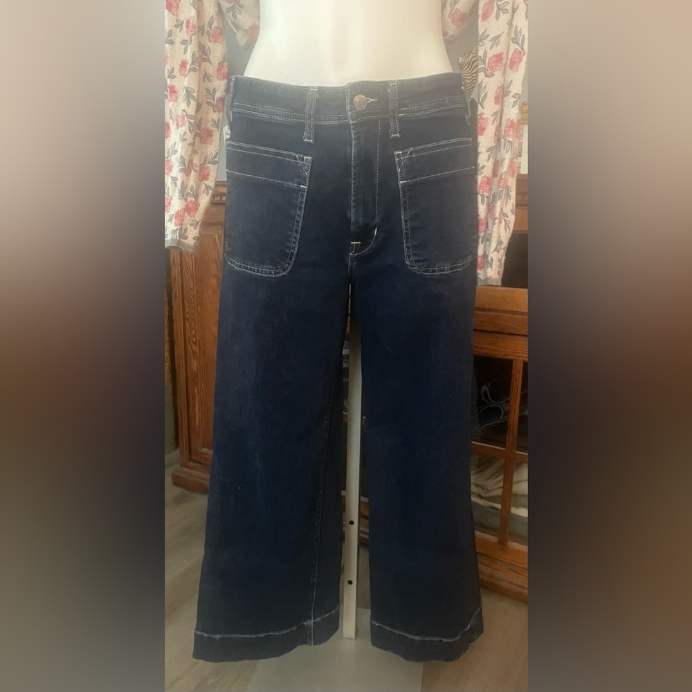 FREE ASSEMBLY 3/4 jeans